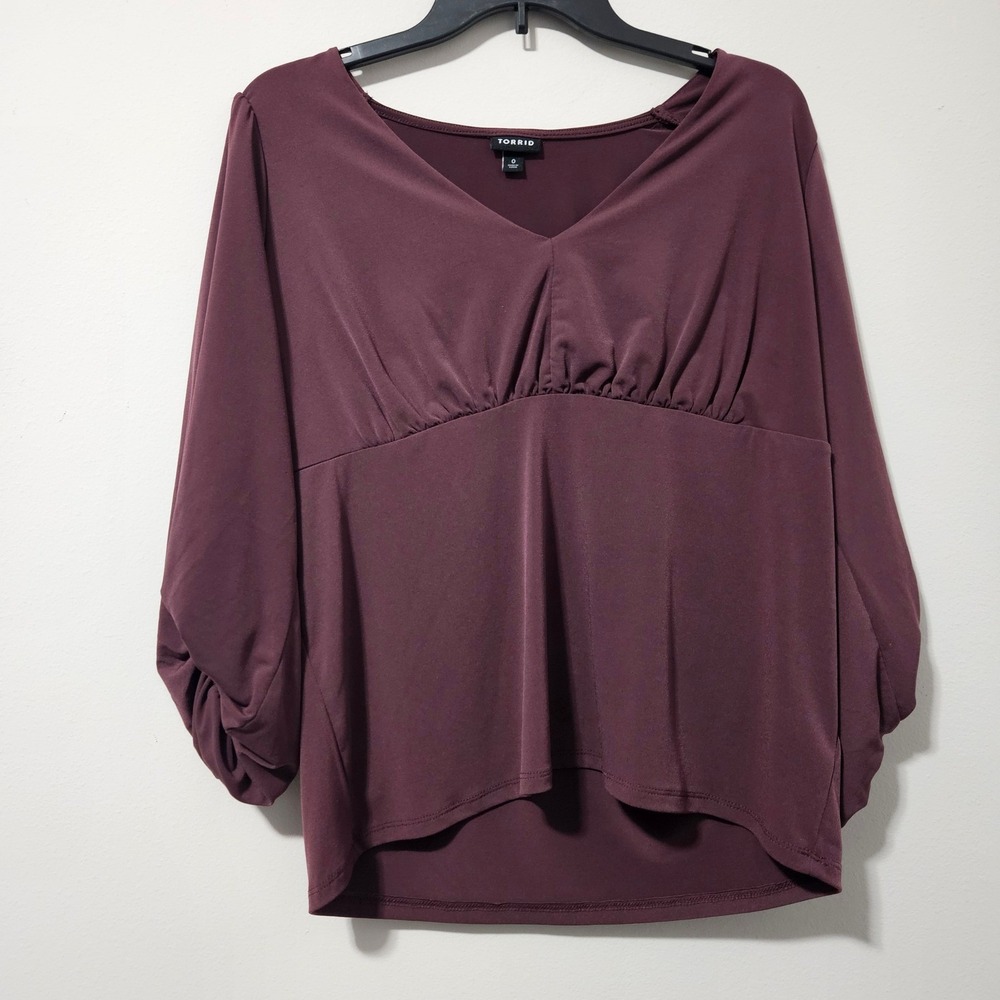 Torrid Womens Plum Burgundy Empire Waist Balloon Sleeve V-Neck Blouse Top Size 0